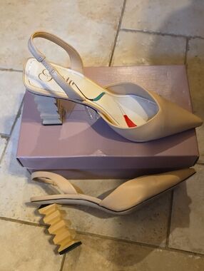 SARTO By Franco Sarto Nude Pointed-Toe Slingback Heels with Sculpted Block Heel